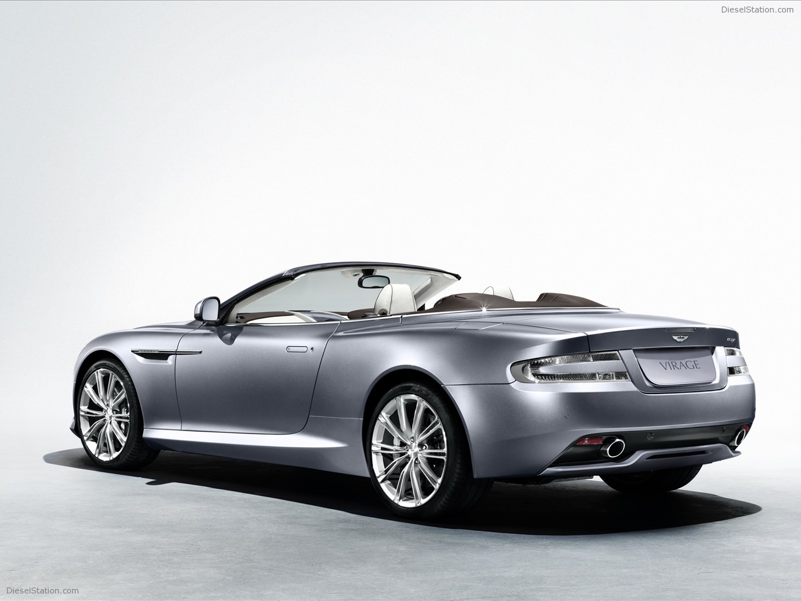 Aston Martin Virage 2011